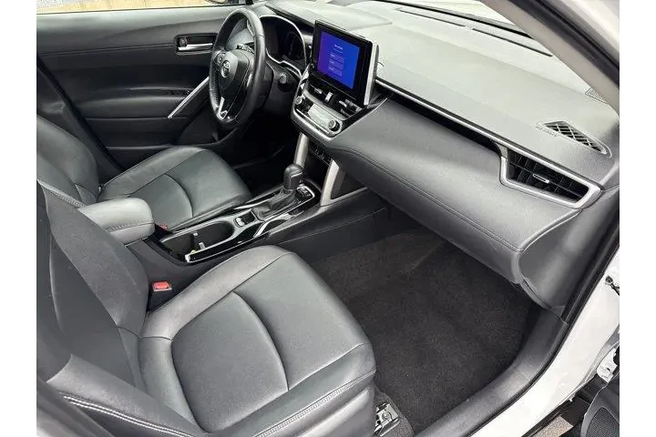 $28995 : Toyota Corolla Cross 2023 AW image 8