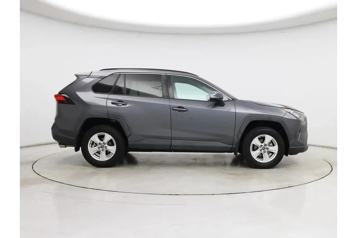$27998 : Toyota RAV4 2021 XLE 4dr SUV image 7