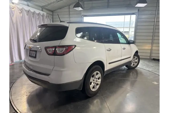 $8899 : Chevrolet Traverse 2017 LS 4 image 5