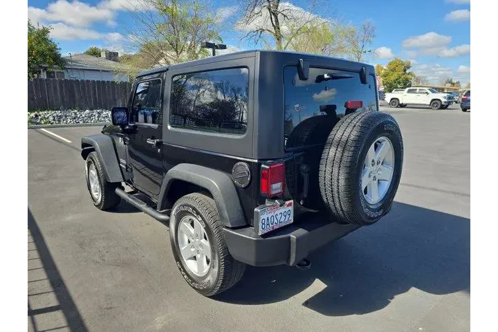 $18995 : Jeep Wrangler 2017 4x4 Sport image 5