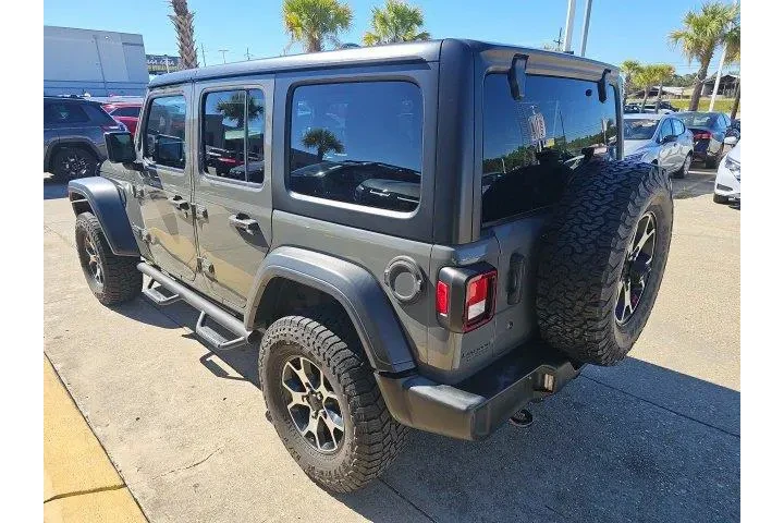 $20900 : Jeep Wrangler Unlimited 2018 image 5