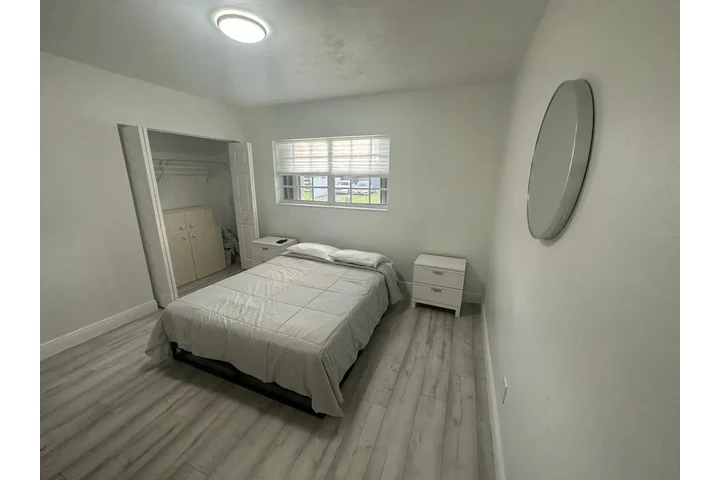 $1000 : RENTO HABITACION AMOBLADA image 6