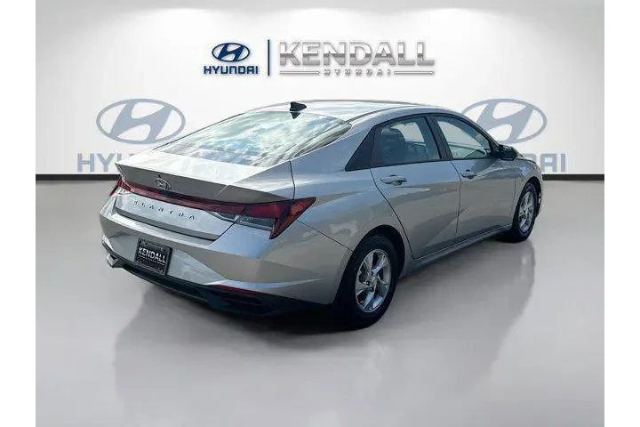 $15923 : Hyundai ELANTRA 2023 SE 4dr image 6