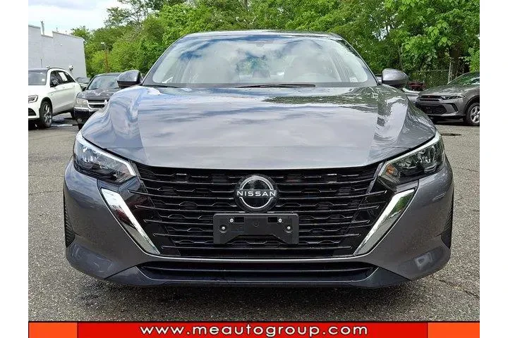 $18437 : Nissan Sentra 2024 SV 4dr Se image 8