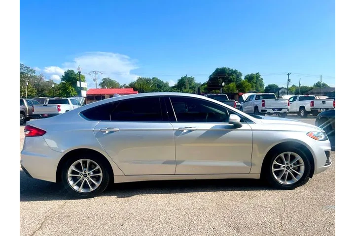 $14995 : 2019 Fusion SE image 8