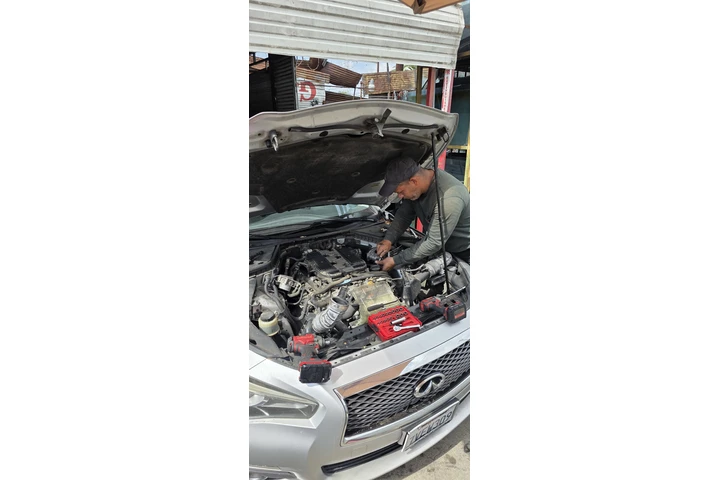 Mecánico automotriz image 6