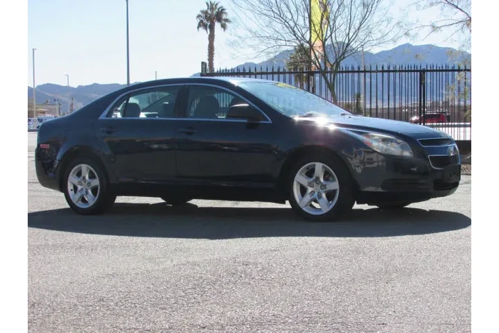 $7995 : 2011 Malibu LS Fleet image 2