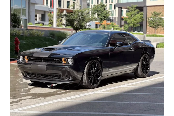 $16990 : 2015 DODGE CHALLENGER image 5