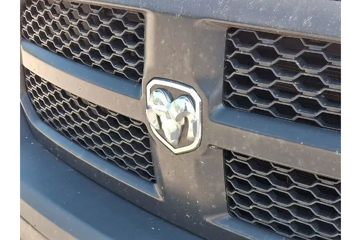$21756 : Ram 1500 Classic 2022 4x2 Tr image 10