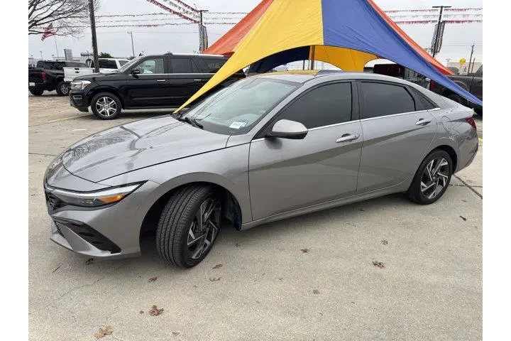 $21477 : Hyundai ELANTRA 2024 SEL 4dr image 10