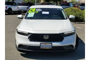 $27100 : Honda Accord 2024 LX 4dr Sed thumbnail