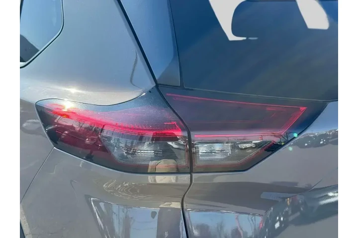 $21995 : Nissan Rogue 2025 AWD SV 4dr image 10