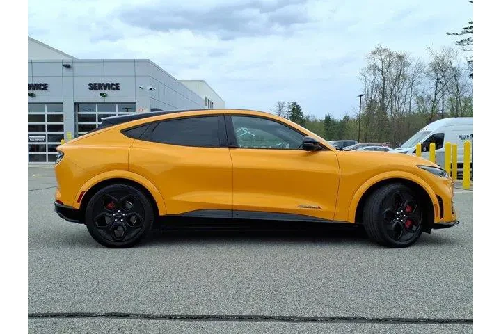 $38999 : Ford Mustang Mach-E 2023 AWD image 2