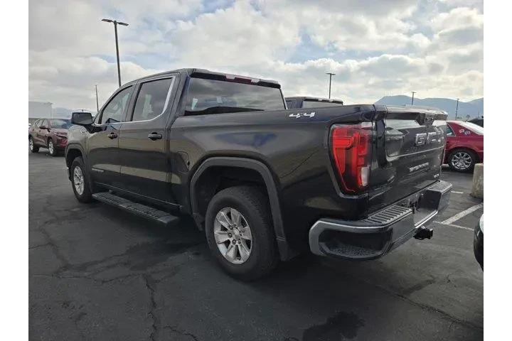 $36991 : GMC Sierra 1500 2022 4x4 SLE image 4