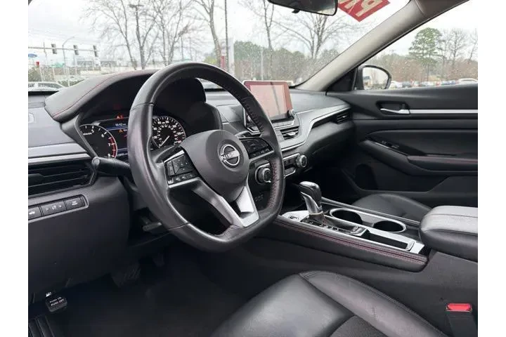 $22582 : Nissan Altima 2024 2.5 SR 4d image 9