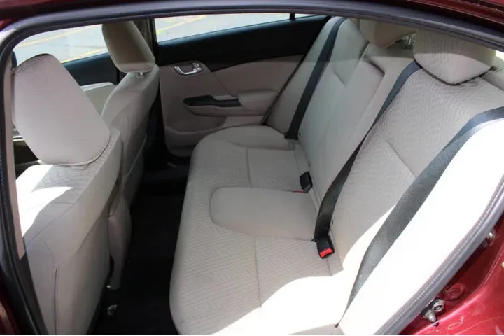 2014 Civic EX image 10