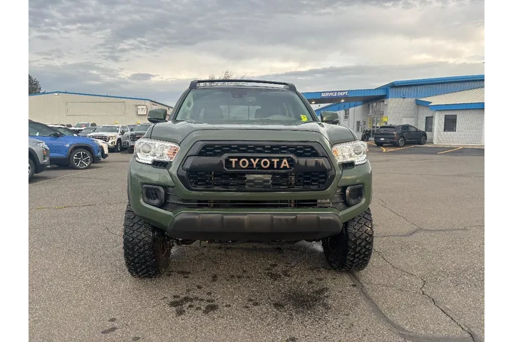 $36999 : Toyota Tacoma 2022 4x4 SR5 V image 8
