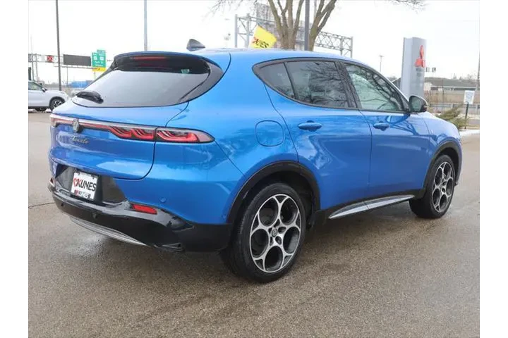 $25977 : Alfa Romeo Tonale Hybrid 202 image 10