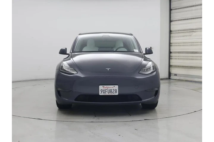 $32998 : Tesla Model Y 2023 AWD Long image 5