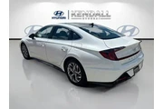 $13655 : Hyundai SONATA 2021 SEL 4dr thumbnail