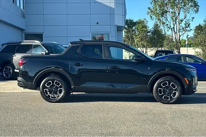 $26590 : Hyundai SANTA CRUZ 2023 AWD image 3