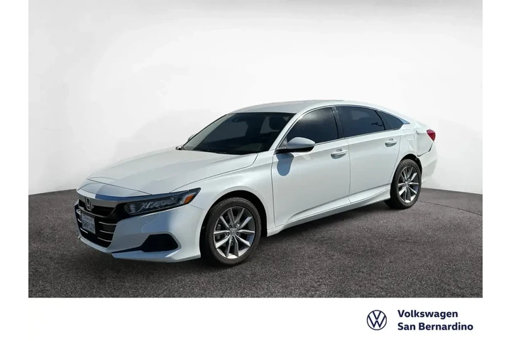 $25985 : Honda Accord 2021 LX 4dr Sed image 1