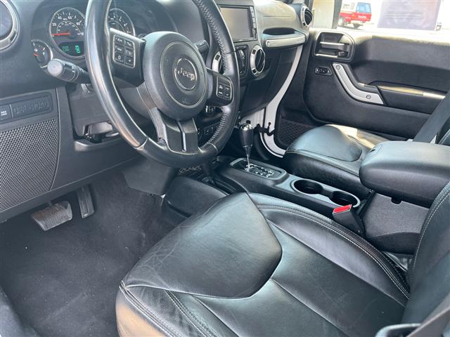 $32995 : 2016 Wrangler Unlimited 4WD 4 image 7