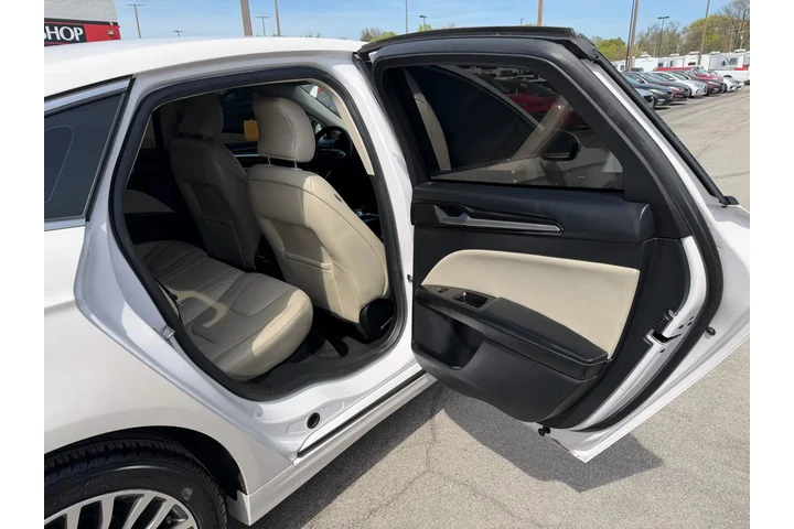 $9980 : 2018 Fusion Titanium image 9