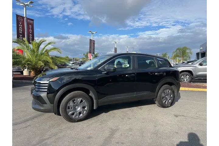 $21499 : Nissan Kicks 2025 S 4dr Cros image 4