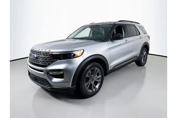 $37900 : Ford Explorer 2023 AWD XLT 4 image 3