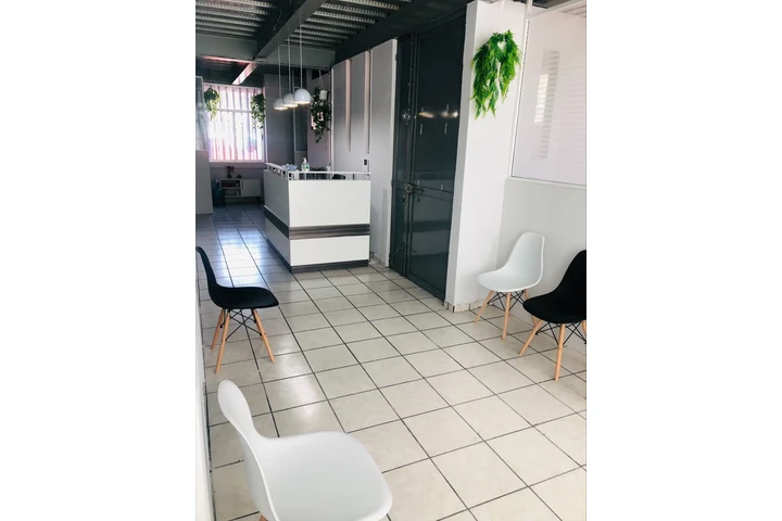 $10 : Oficinas Física Mundo E image 5