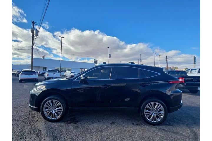 $30800 : Toyota Venza 2022 AWD XLE 4d image 5