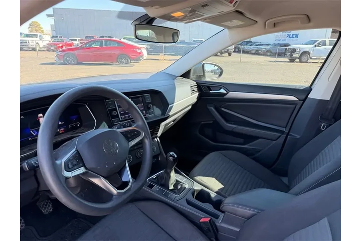 $17000 : Volkswagen Jetta 2023 S 4dr image 4