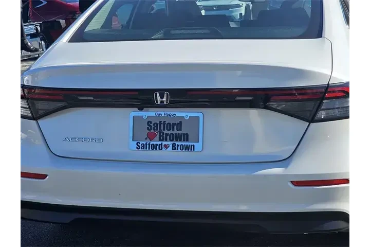 $26780 : Honda Accord 2024 EX 4dr Sed image 6