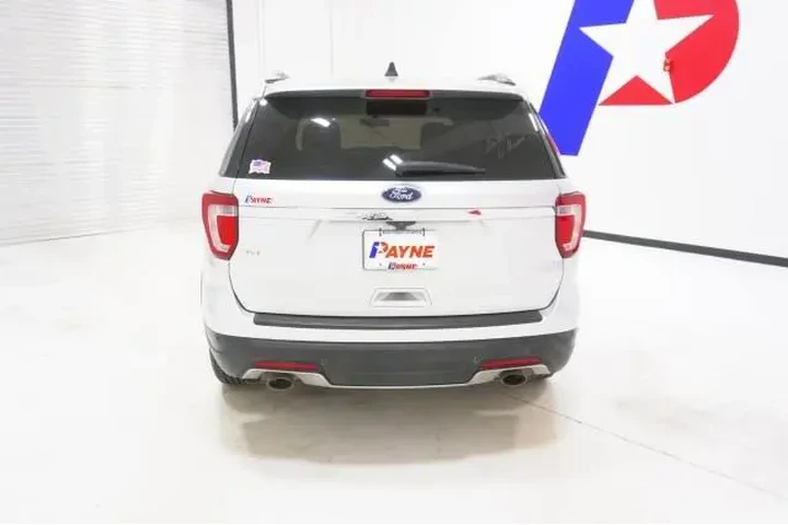 $14995 : Ford Explorer 2018 XLT 4dr S image 7