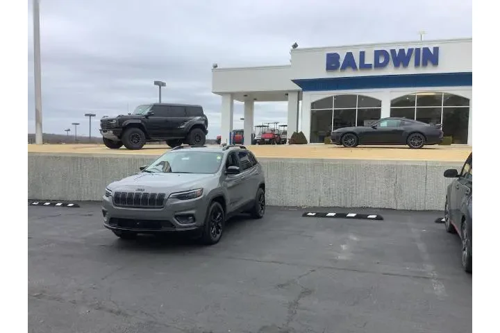 $23950 : Jeep Cherokee 2023 4x4 Altit image 3