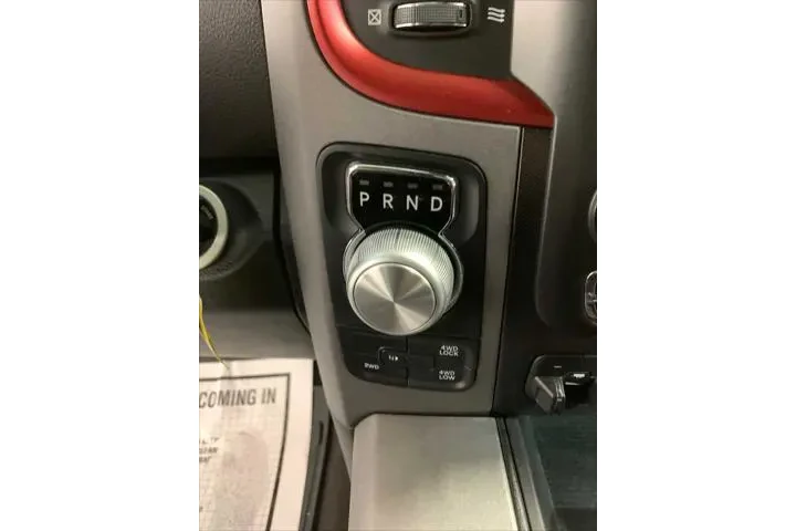 $26489 : Ram 1500 2015 4x4 Rebel 4dr image 8