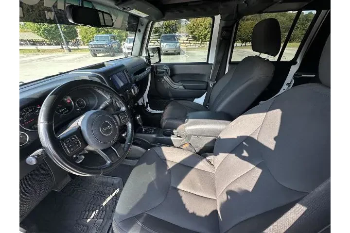 $23339 : Jeep Wrangler JK Unlimited 2 image 10