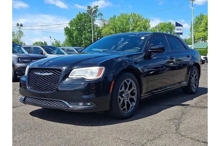 $13500 : Chrysler 300 2017 AWD S 4dr image 3