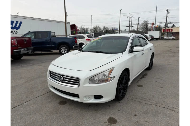 $5980 : 2014 Maxima S image 6