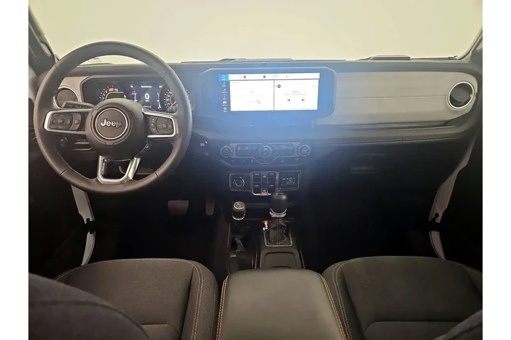 $37998 : Jeep Wrangler 2025 4x4 Sahar image 9