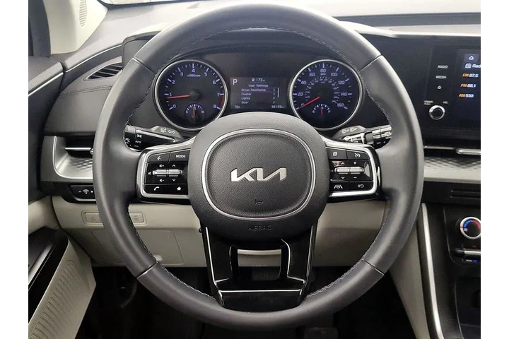 $31998 : Kia Carnival 2024 LX 4dr Min image 10