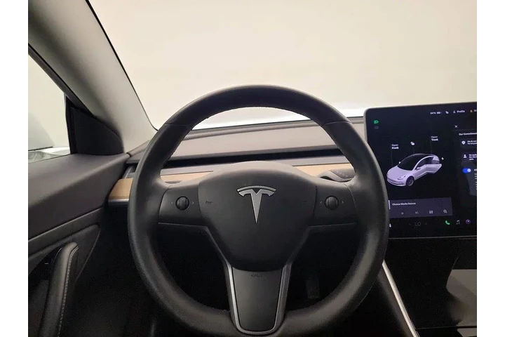 $21998 : Tesla Model 3 2020 AWD Stand image 9