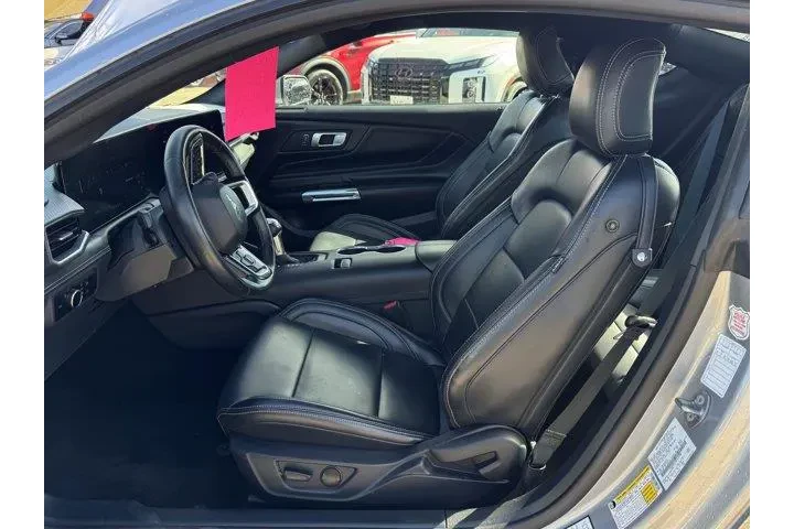 $32780 : Ford Mustang 2024 EcoBoost P image 10