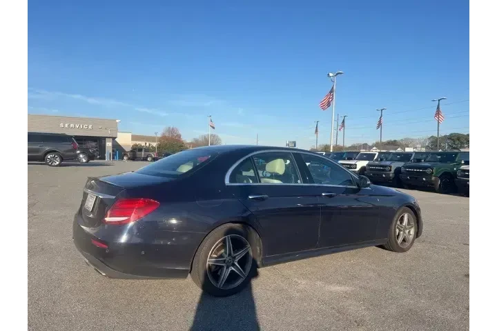 $17000 : Mercedes-Benz E-Class 2018 E image 7