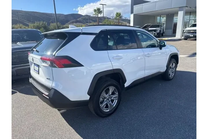 $26791 : Toyota RAV4 2024 XLE 4dr SUV image 3