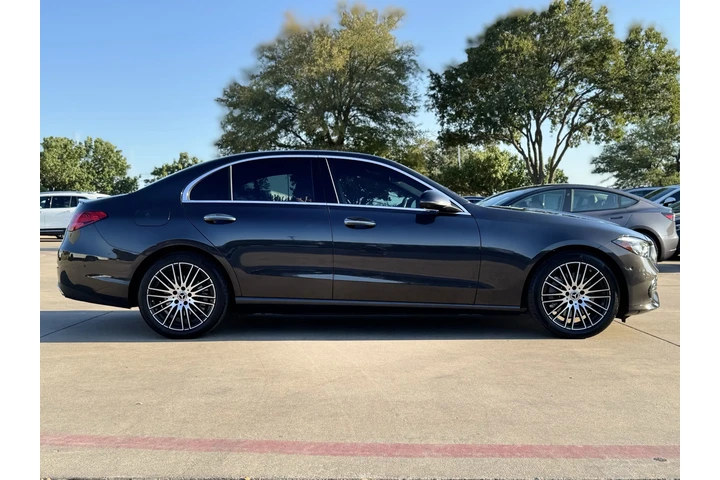 $32999 : 2024 Mercedes-Benz C-Class C image 4