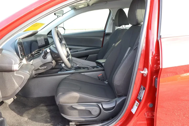 $18288 : 2024 Elantra SEL IVT image 7