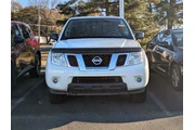 $14895 : Nissan Frontier 2015 4x4 S 4 thumbnail