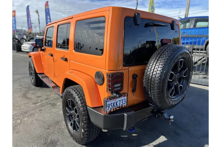$12995 : 2012 Wrangler Unlimited Sahara image 4